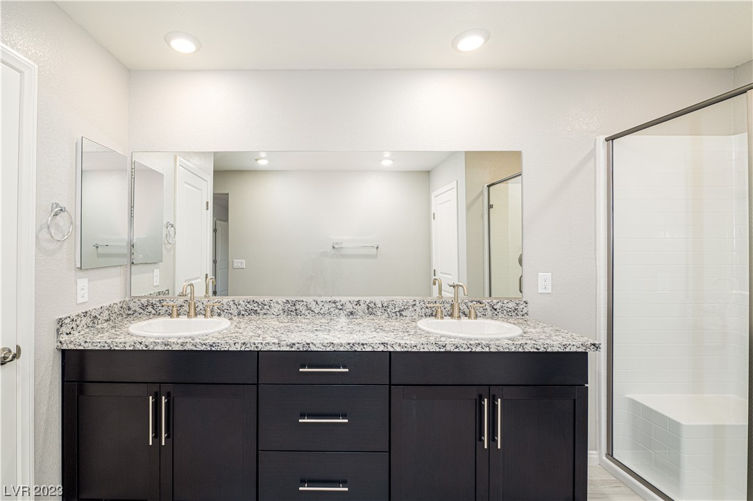 4225 Sago Lily Street