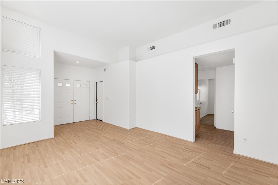 7556 Reindeer Court