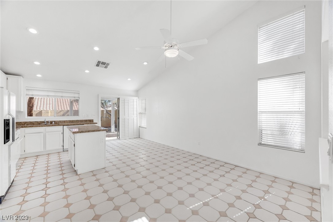 7556 Reindeer Court