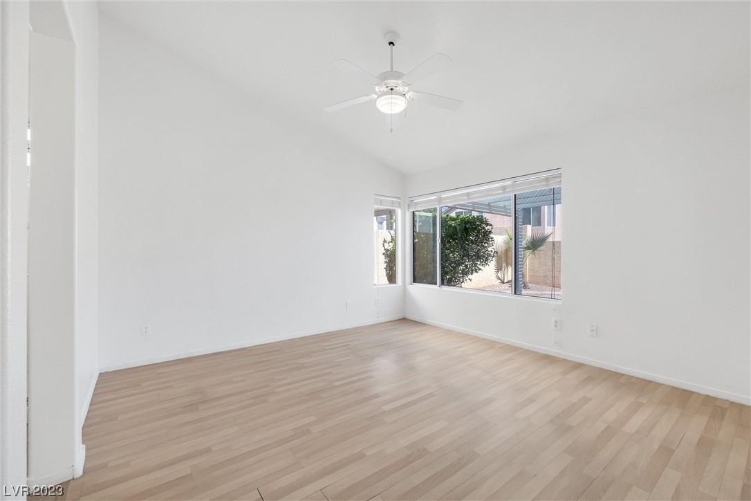 7556 Reindeer Court