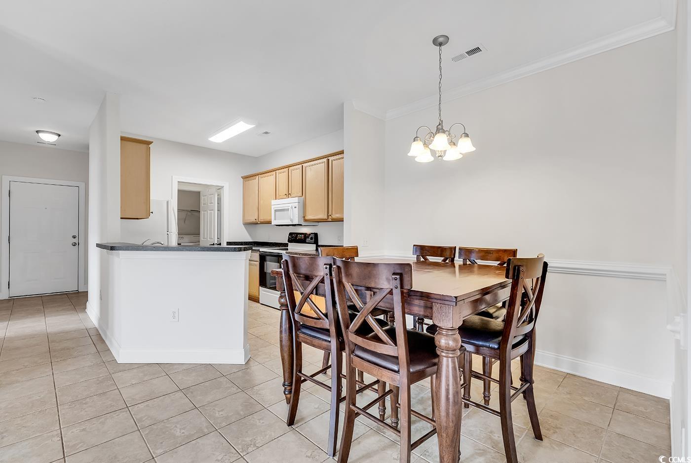 2061 Silvercrest Dr. Unit: 7E