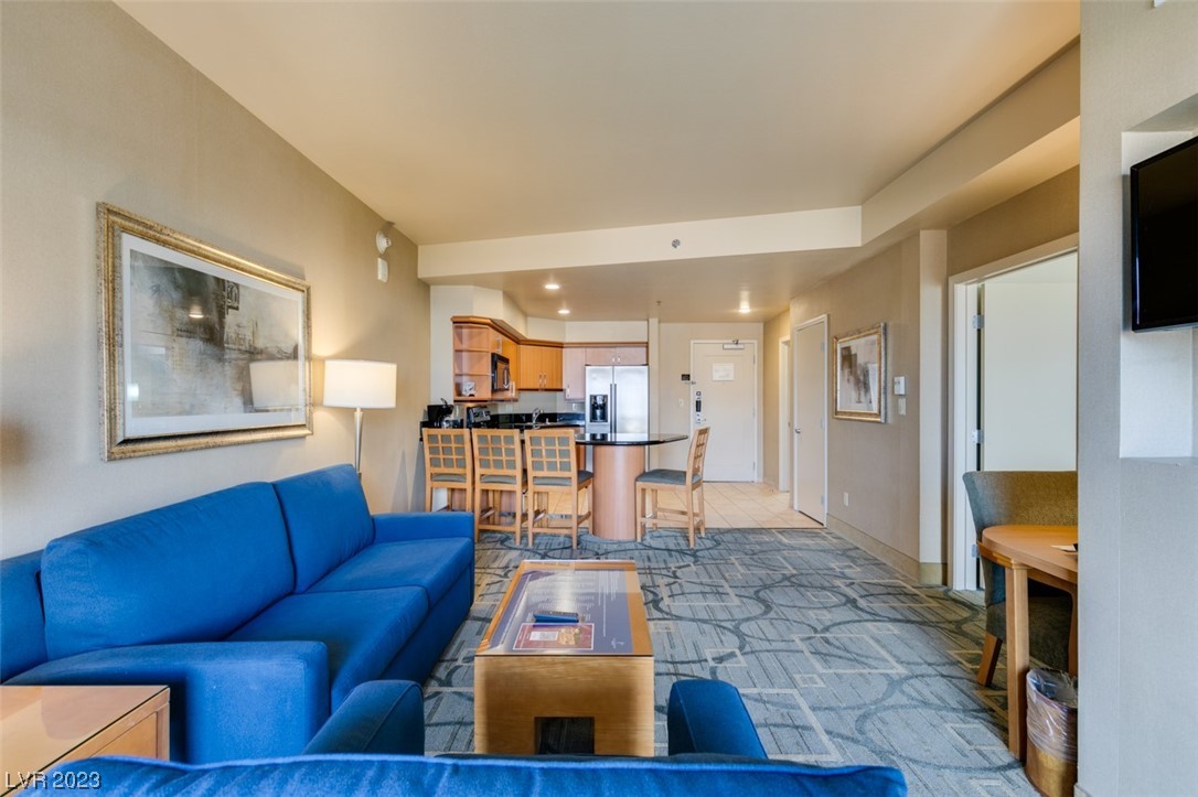 211 East FLAMINGO Road 1405