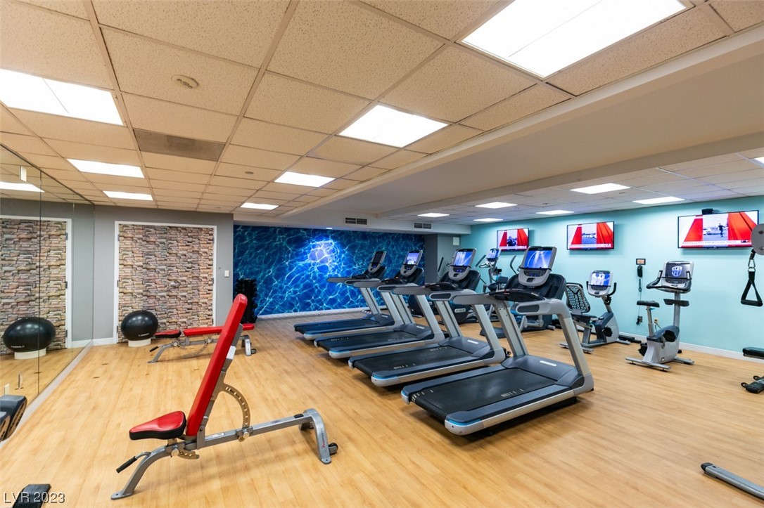 211 East FLAMINGO Road 1405