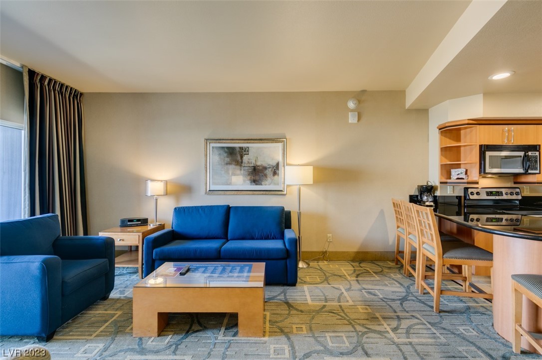 211 East FLAMINGO Road 1405