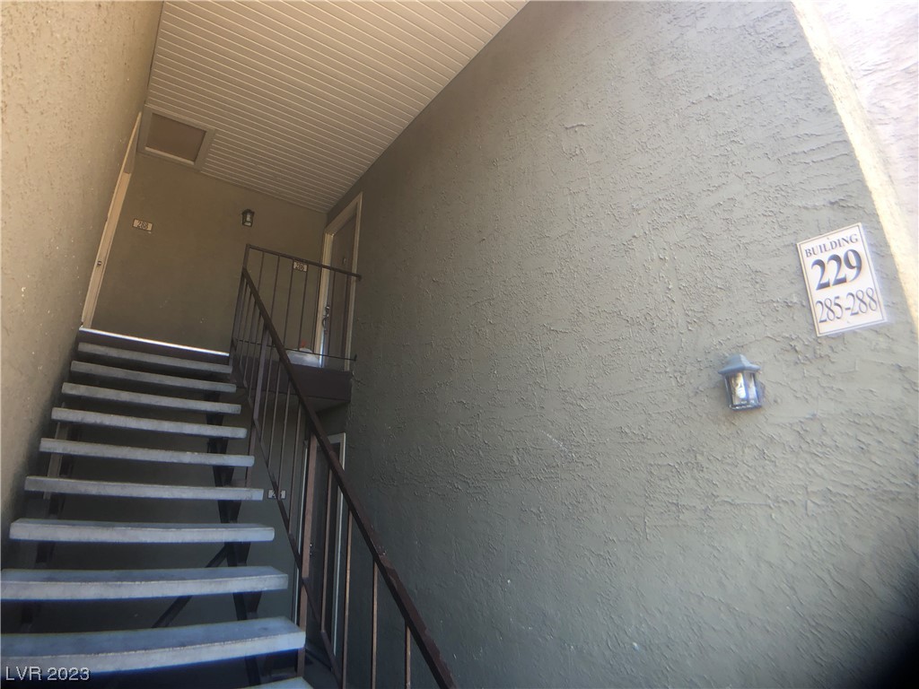 5220 Indian River Drive 286
