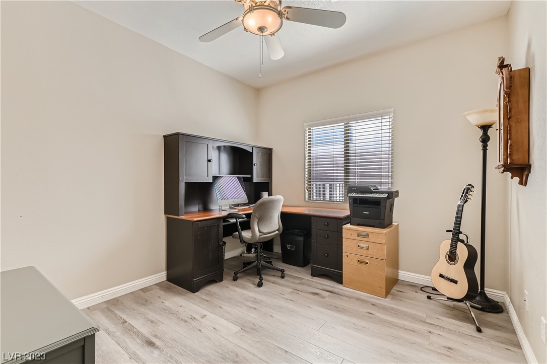 32 Amber Rock Street