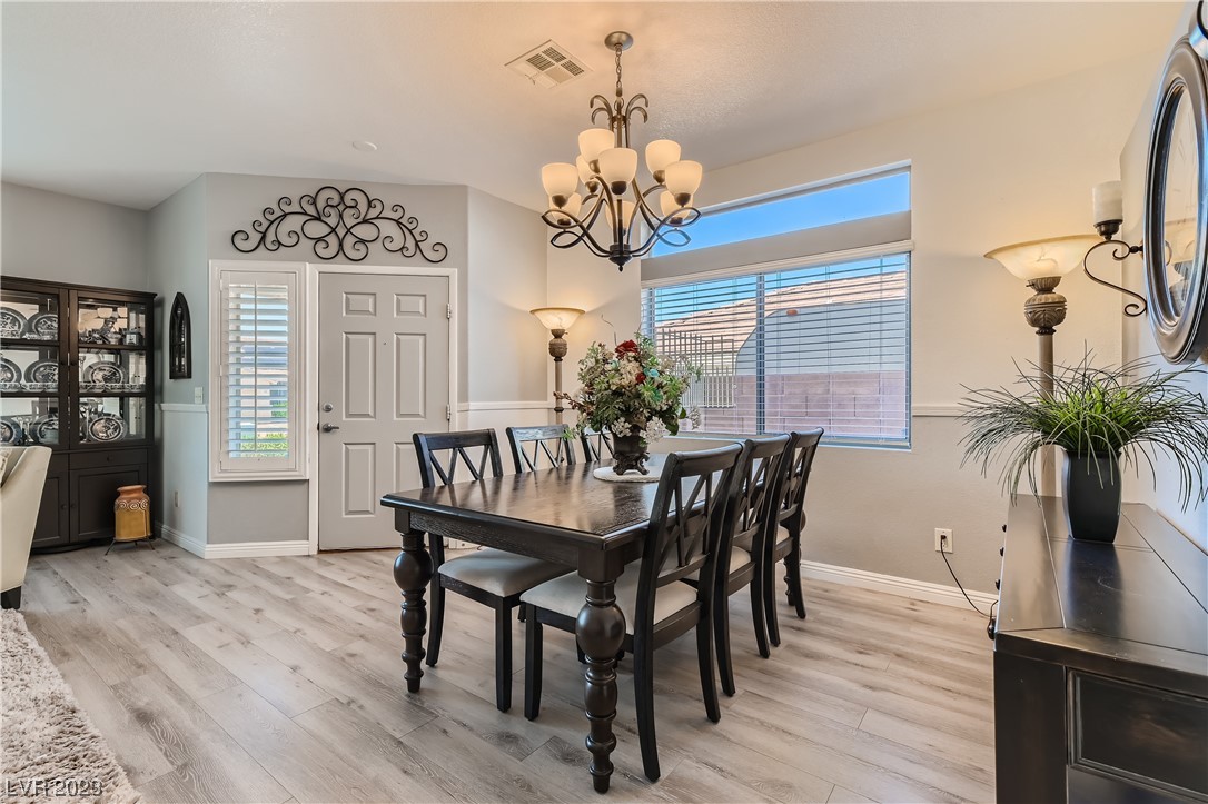 32 Amber Rock Street