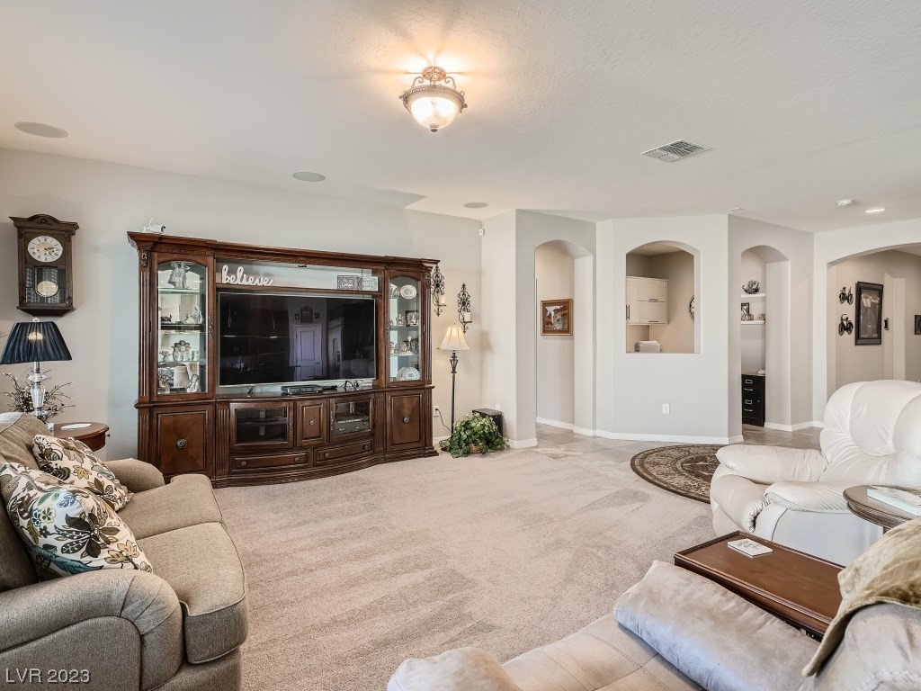 9550 Wild Valley Avenue