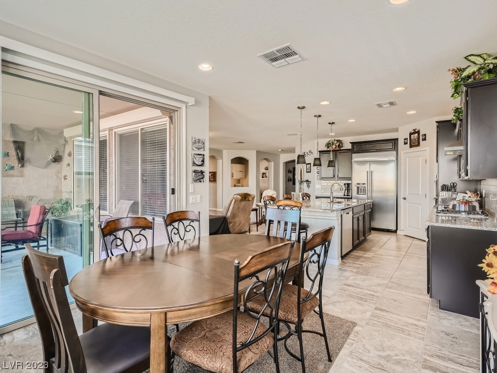 9550 Wild Valley Avenue