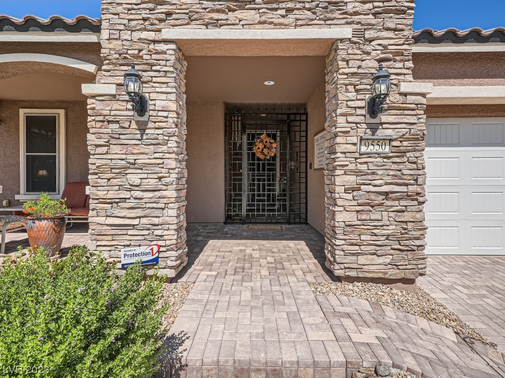 9550 Wild Valley Avenue