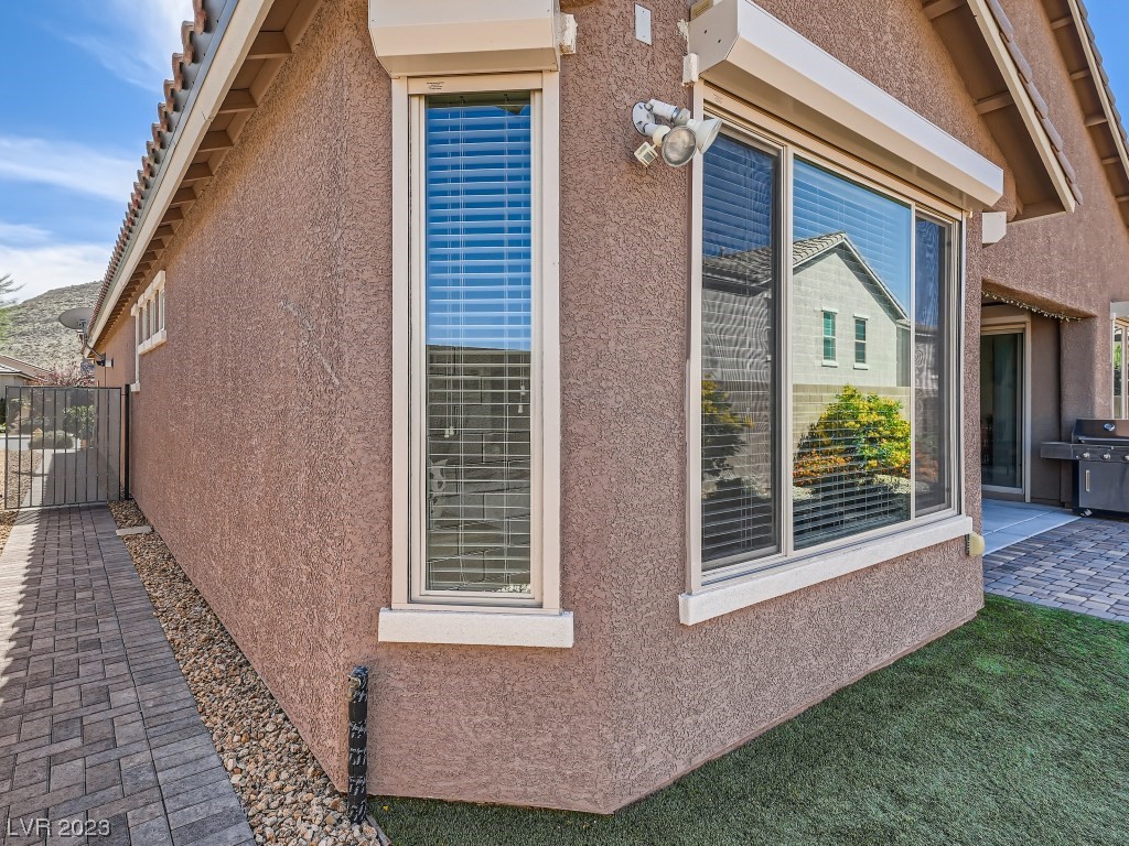 9550 Wild Valley Avenue