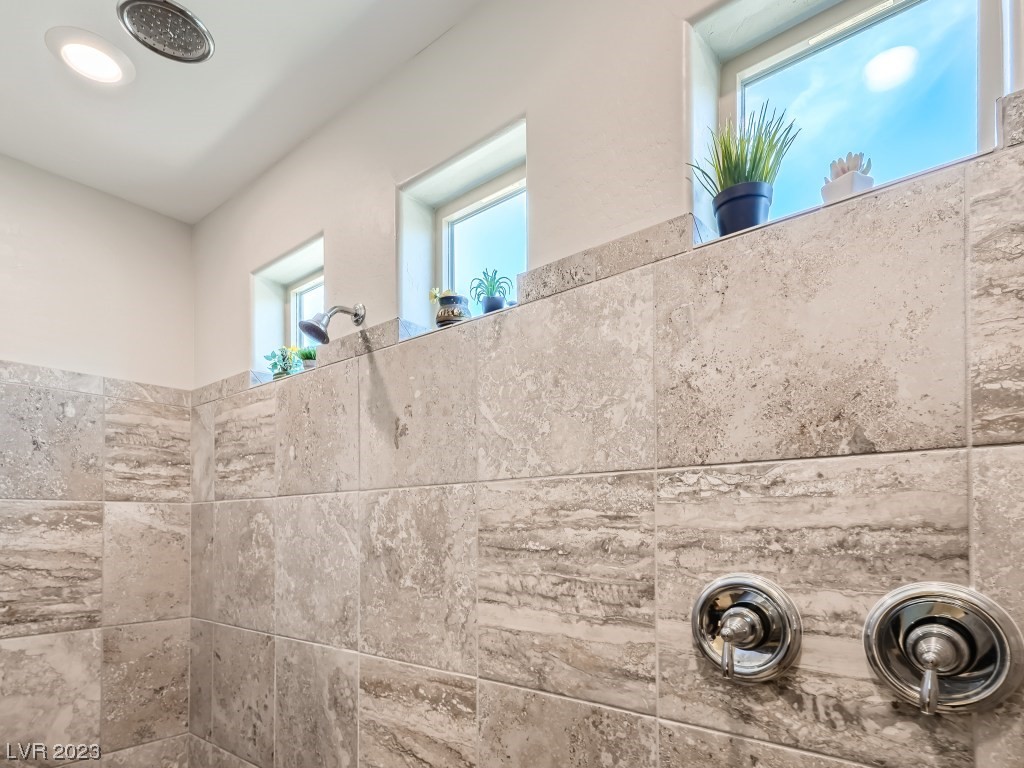 9550 Wild Valley Avenue