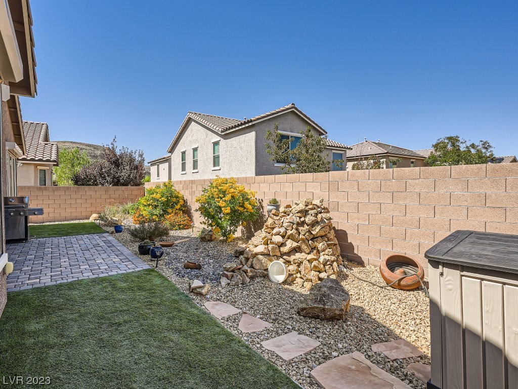 9550 Wild Valley Avenue