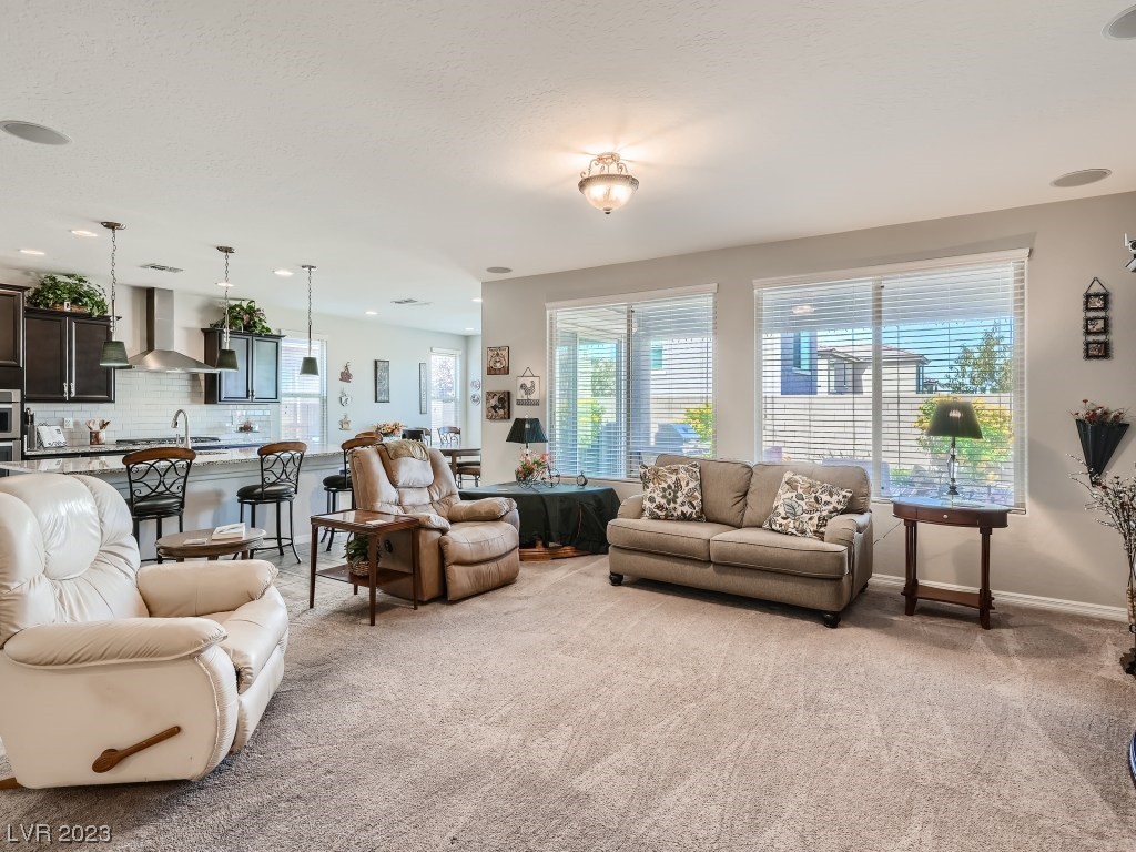 9550 Wild Valley Avenue