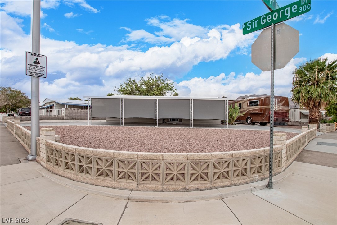 328 Sir George Drive