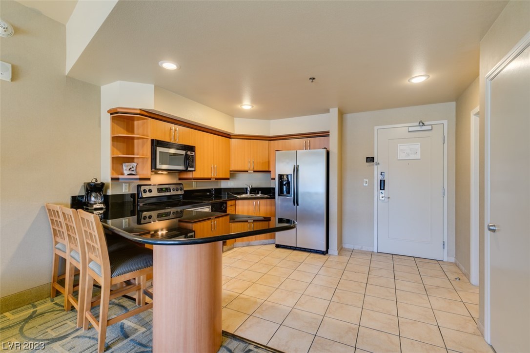 211 East FLAMINGO Road 1615