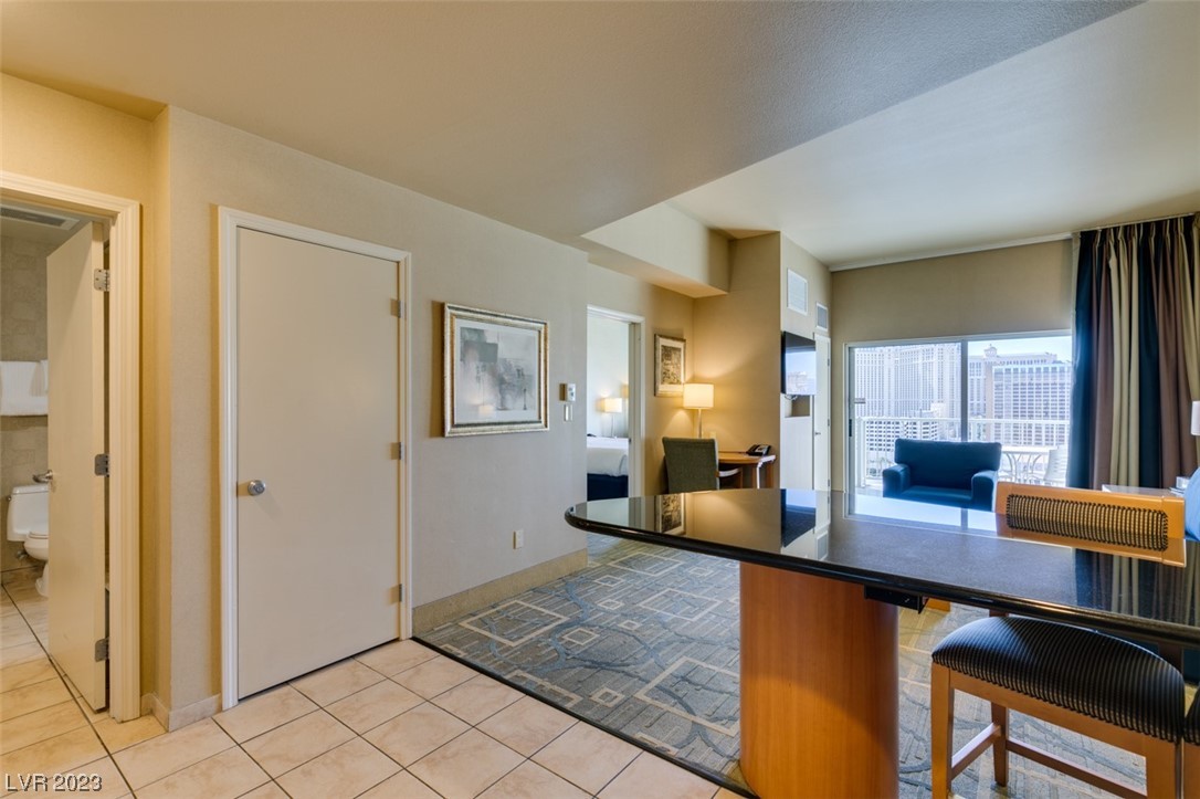 211 East FLAMINGO Road 1615