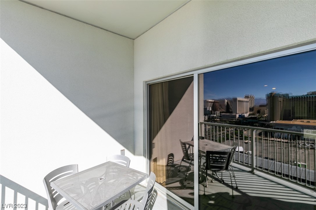 211 East FLAMINGO Road 1615