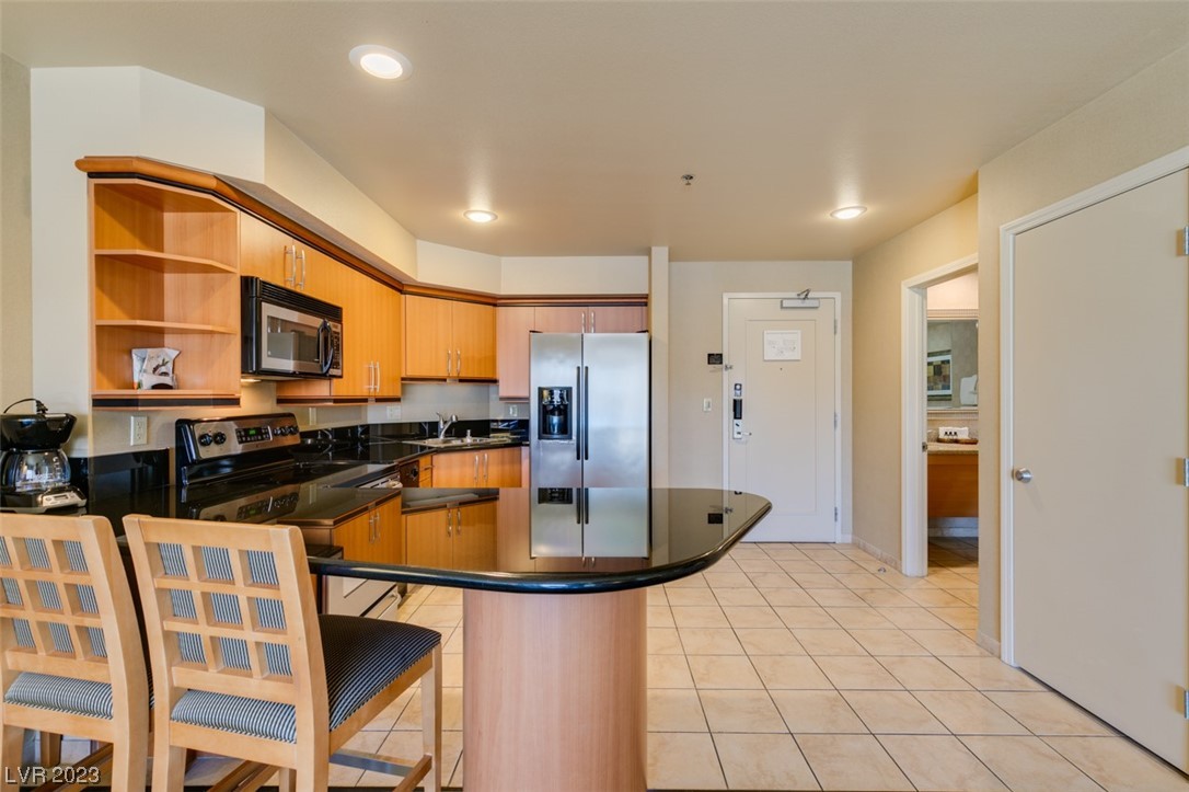 211 East FLAMINGO Road 1615