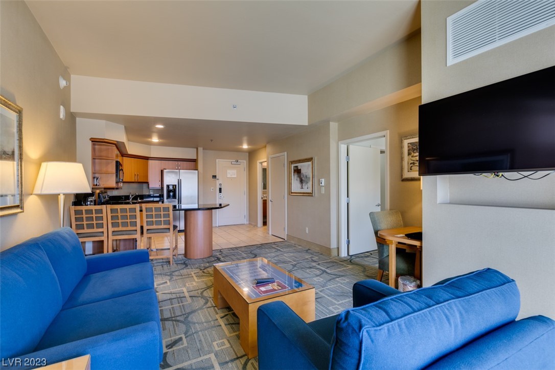 211 East FLAMINGO Road 1615