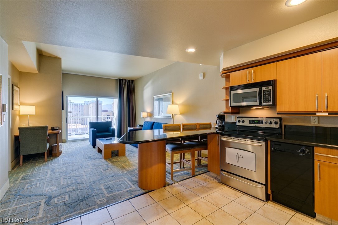 211 East FLAMINGO Road 1615