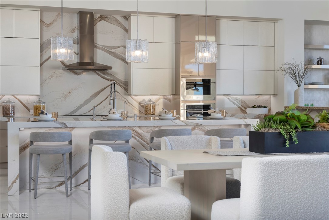 674 Dragon Point Drive