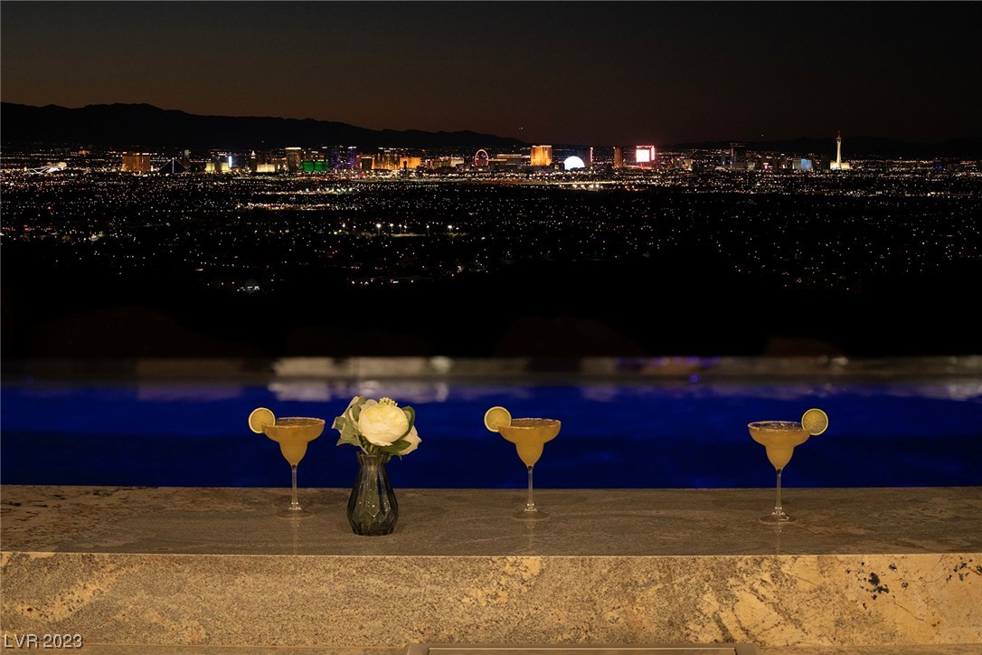 674 Dragon Point Drive