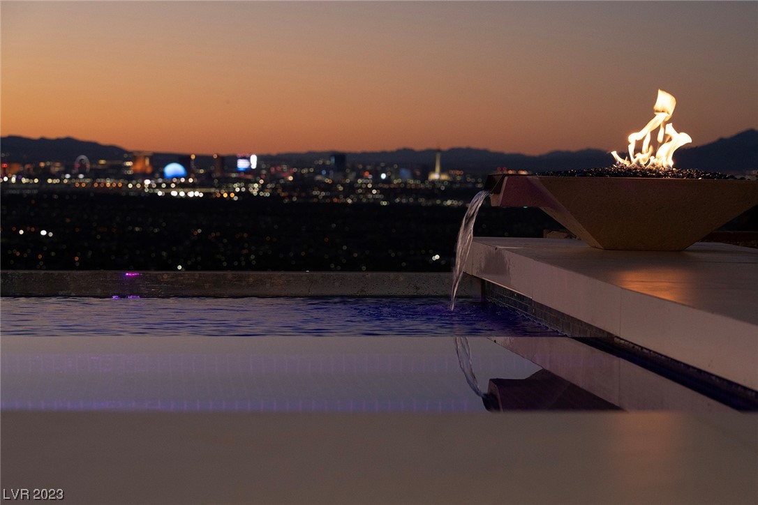 674 Dragon Point Drive