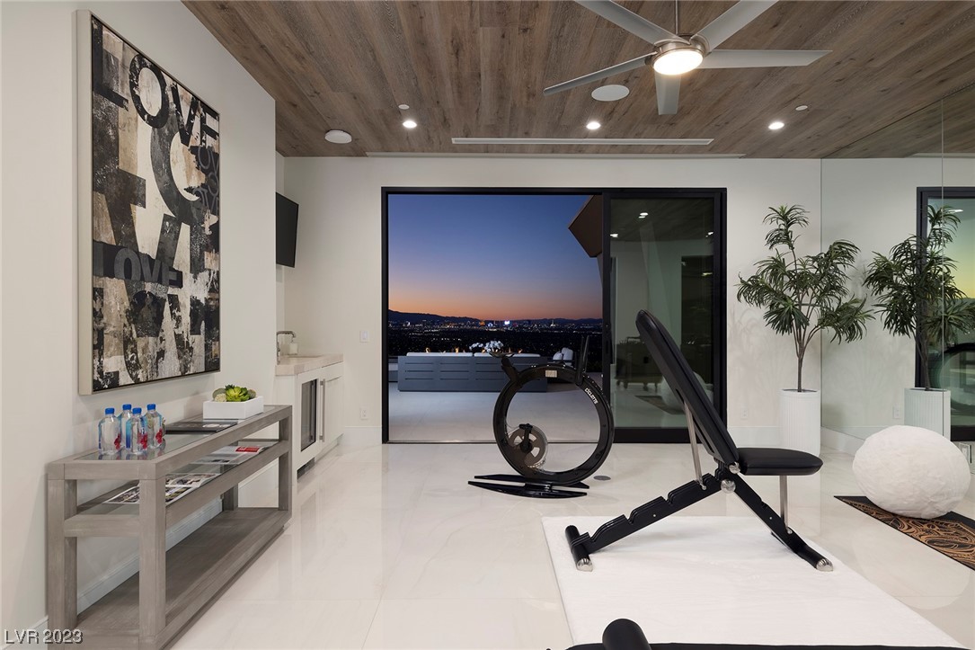 674 Dragon Point Drive