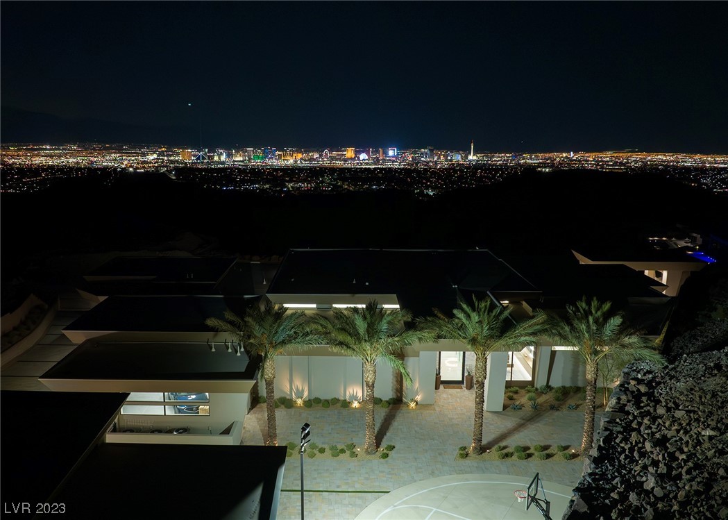 674 Dragon Point Drive