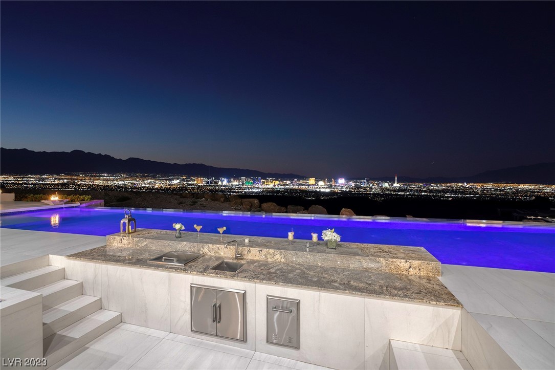 674 Dragon Point Drive