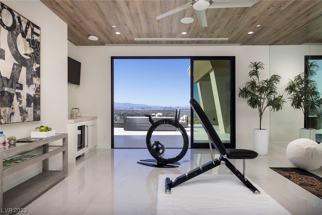 674 Dragon Point Drive