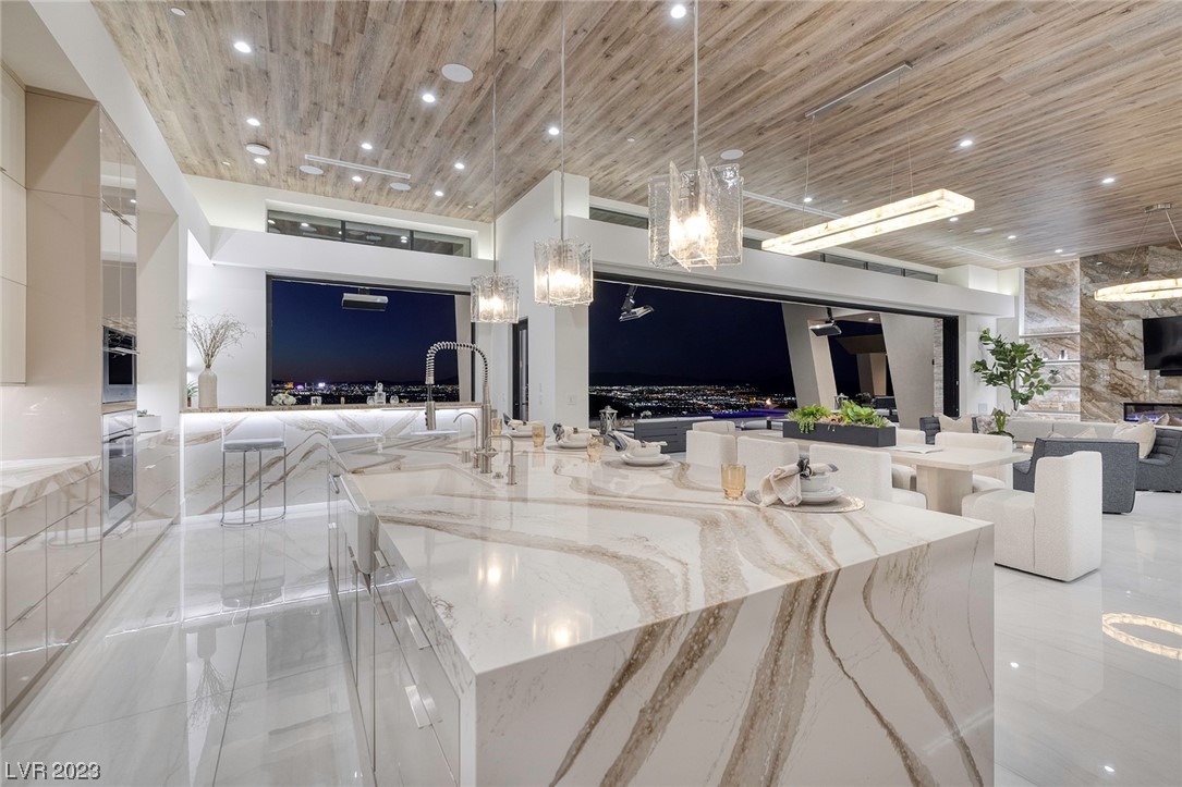 674 Dragon Point Drive