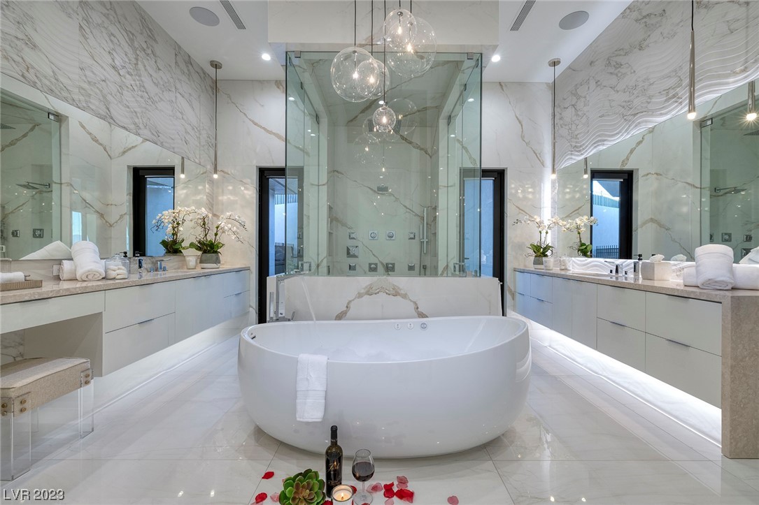 674 Dragon Point Drive