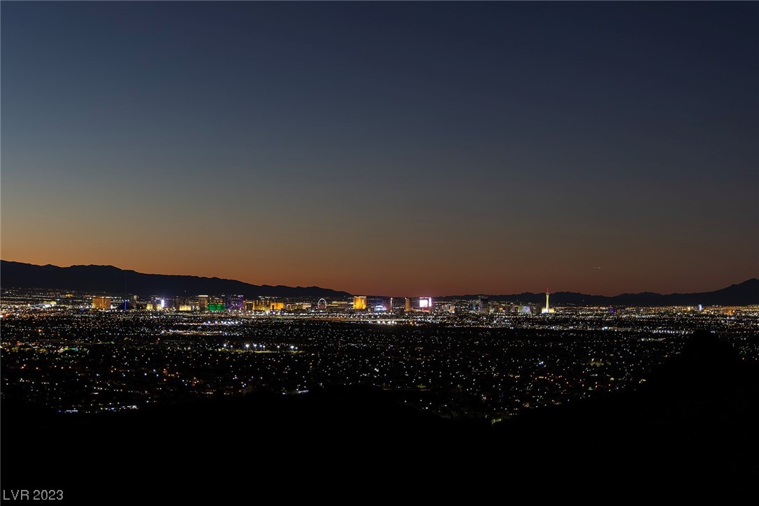 674 Dragon Point Drive