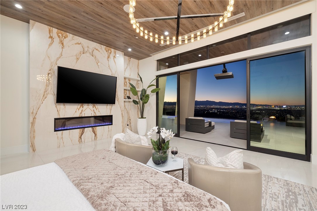 674 Dragon Point Drive