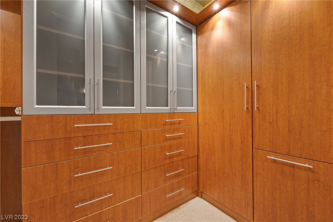 353 East Bonneville Avenue 1402