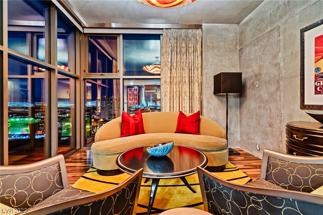 353 East Bonneville Avenue 1402