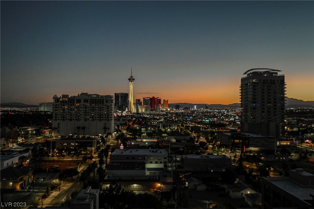 353 East Bonneville Avenue 1402