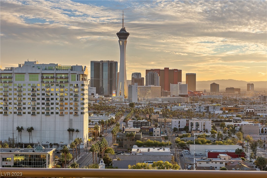 353 East Bonneville Avenue 1402