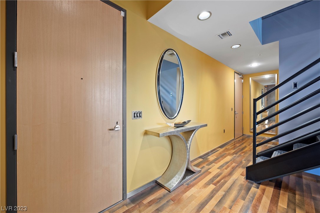 353 East Bonneville Avenue 1402