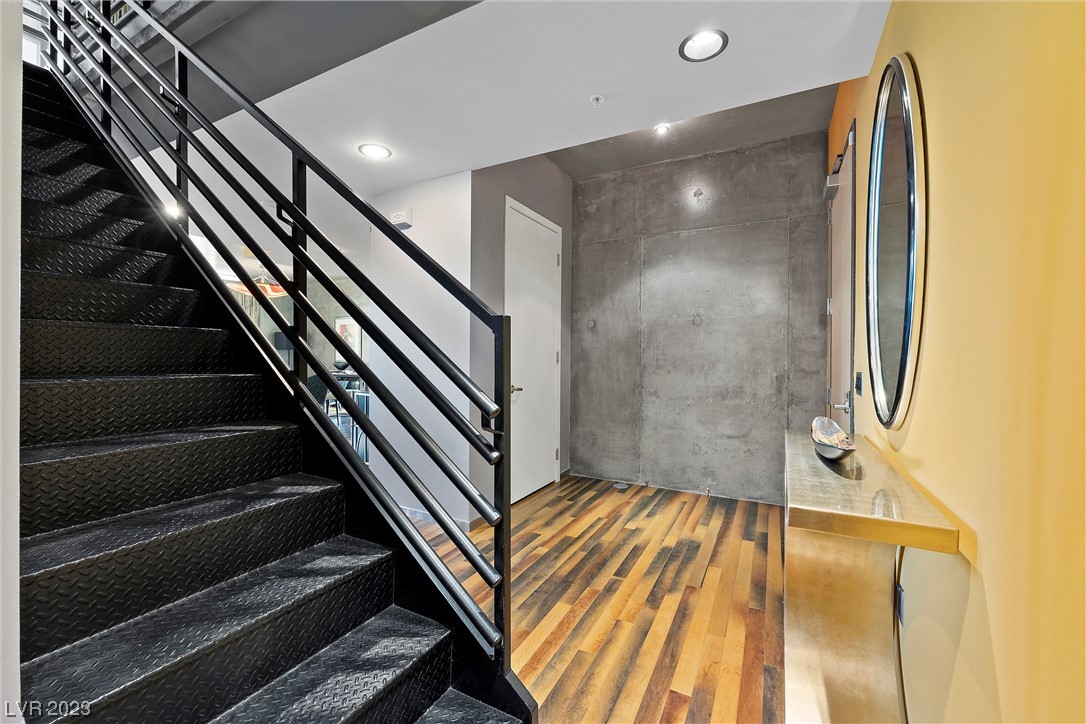 353 East Bonneville Avenue 1402