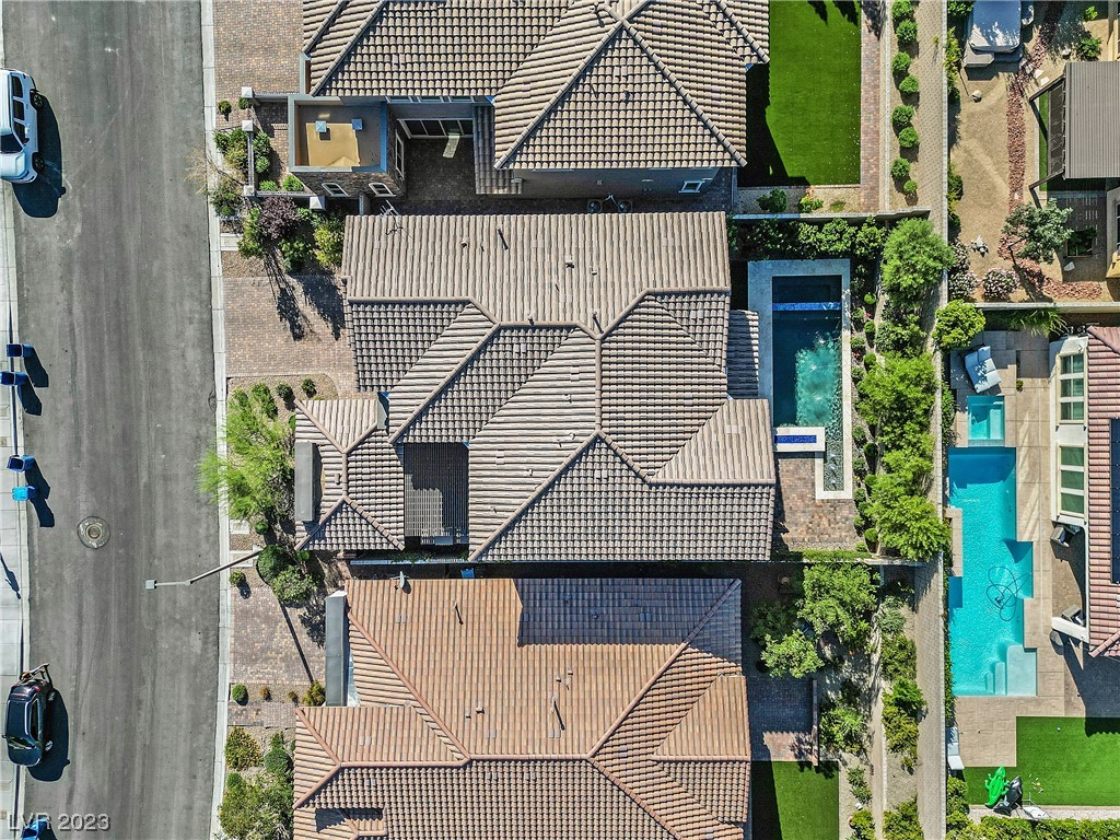 11846 Albissola Avenue