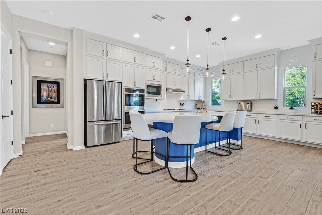 11846 Albissola Avenue