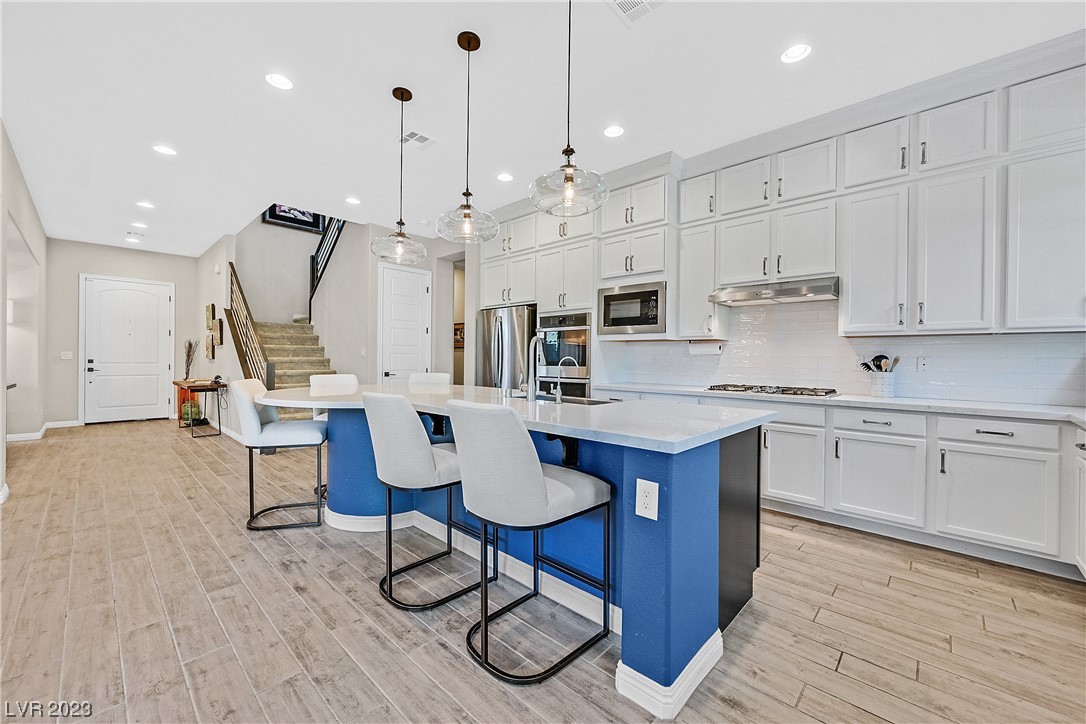 11846 Albissola Avenue