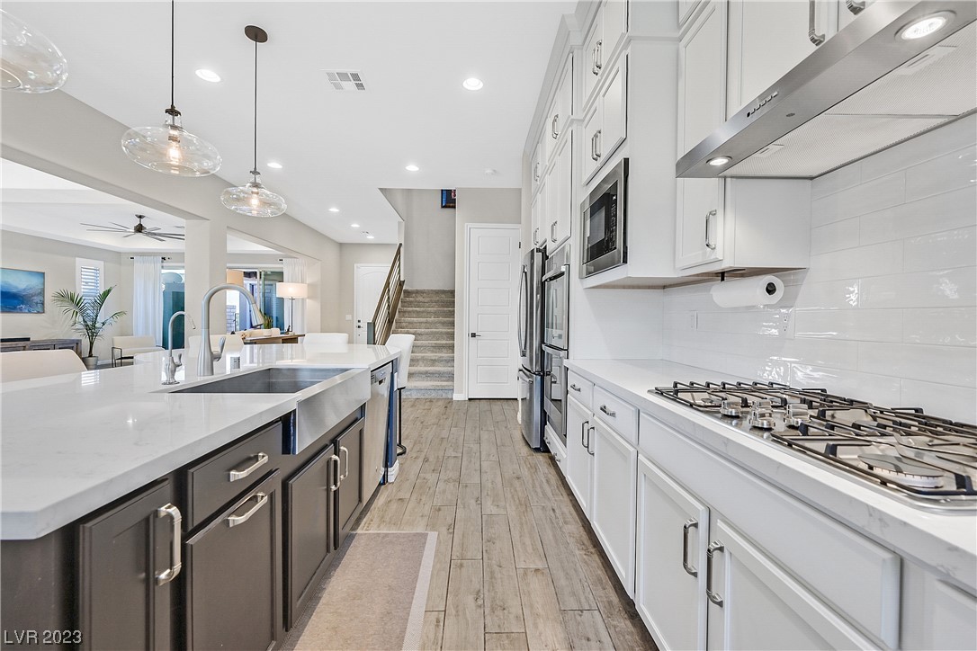 11846 Albissola Avenue