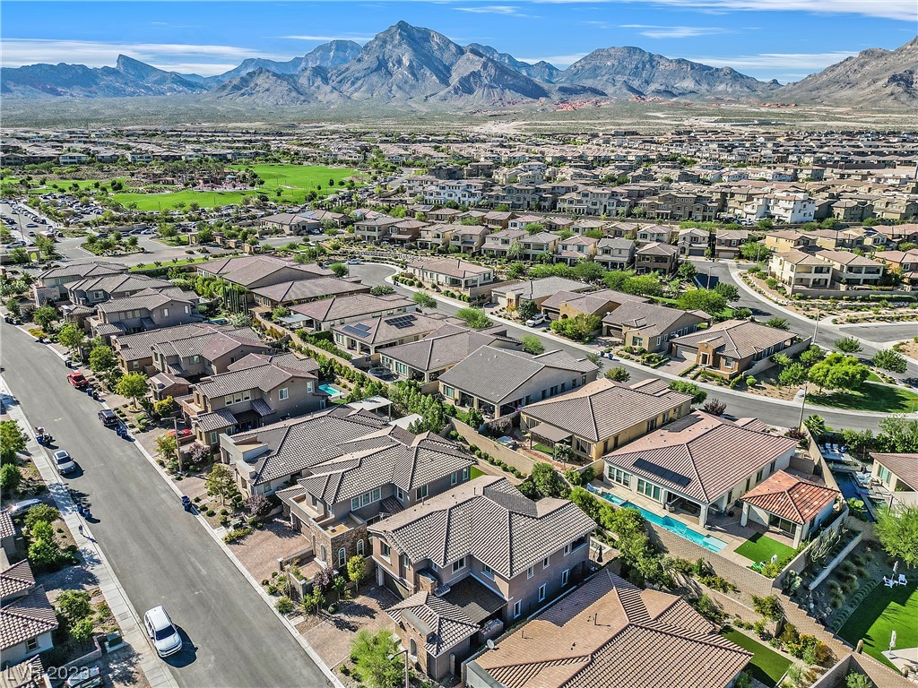 11846 Albissola Avenue