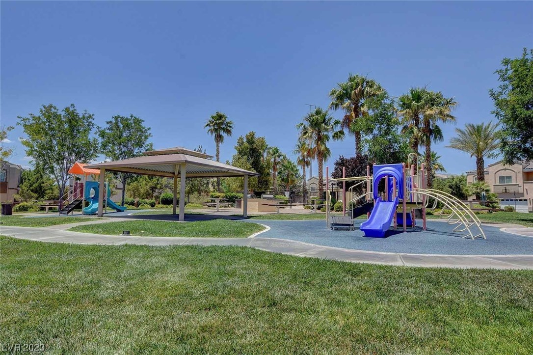 4036 Smokey Fog Avenue 2