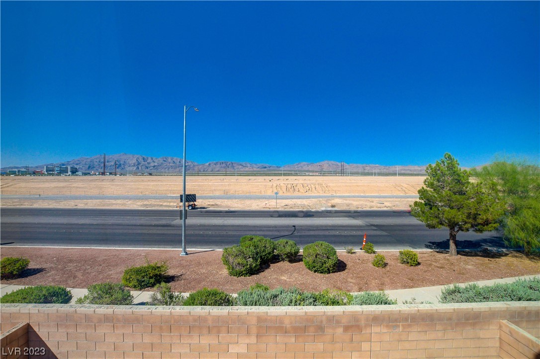 4036 Smokey Fog Avenue 2