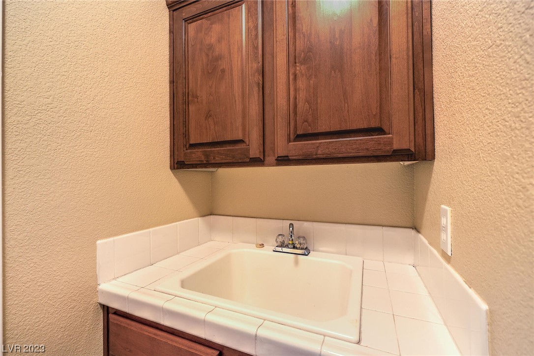 5304 Rizari Court